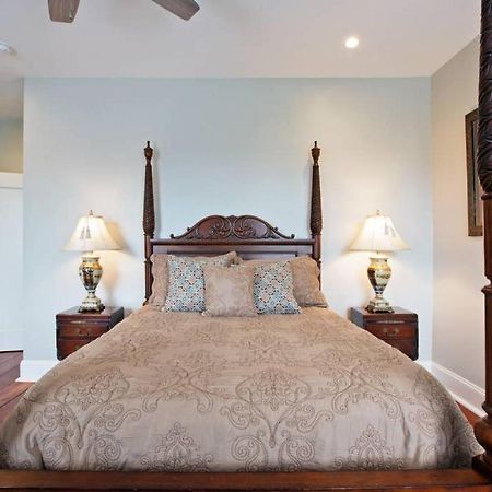 Newly Renovated 4 Bed 3 Bath And 2 Parking Spots Villa Savannah Luaran gambar