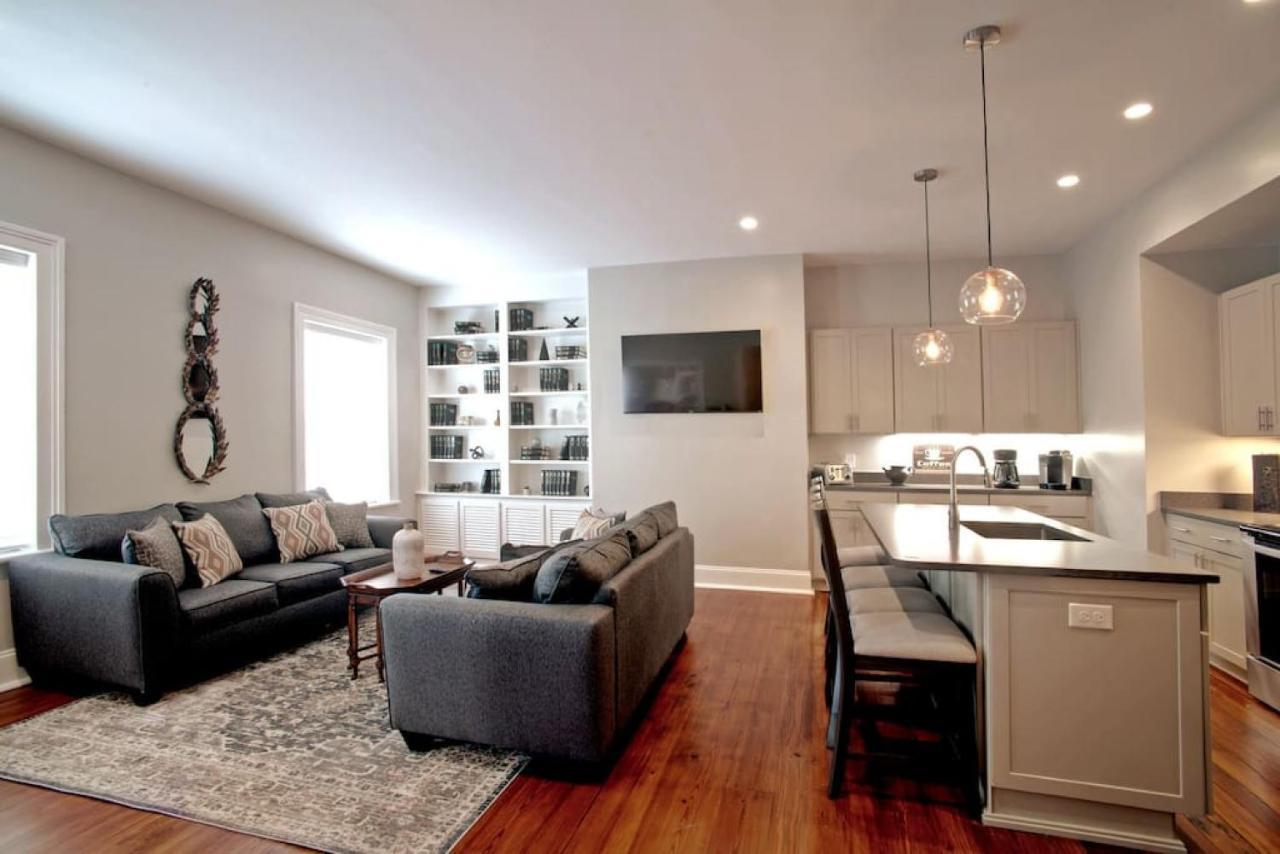 Newly Renovated 4 Bed 3 Bath And 2 Parking Spots Villa Savannah Luaran gambar